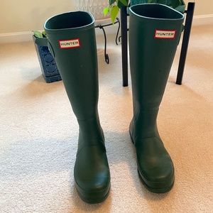 Men's Hunter Original Tall Rainboots Size 10 US Green